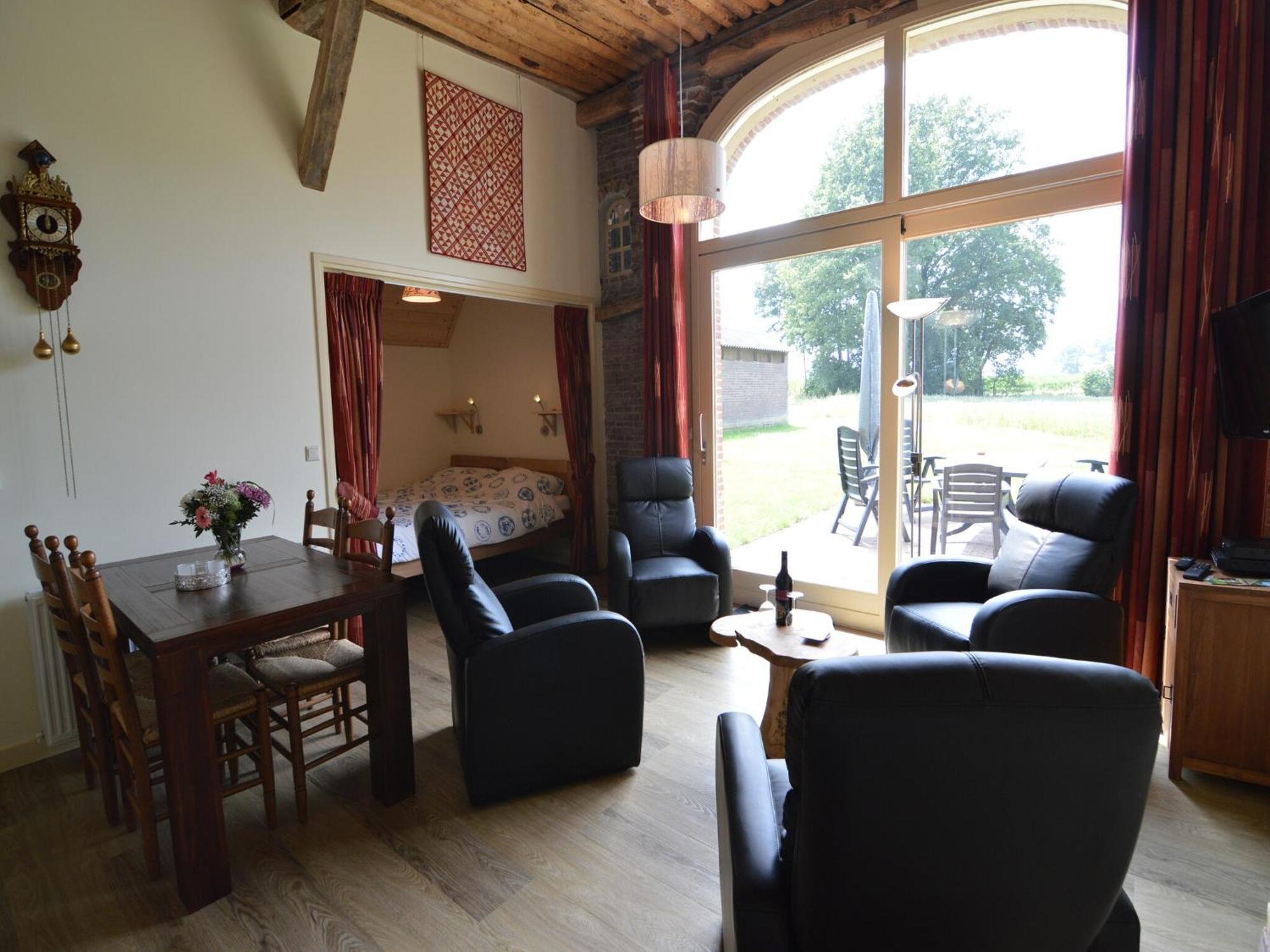 Quaint Farmhouse In Geesteren With Meadow View Esterno foto